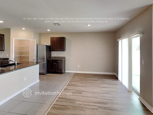 Foto del edificio - 5205 Willow Breeze Wy