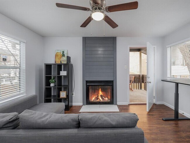 Foto del edificio - 3004 Speedway