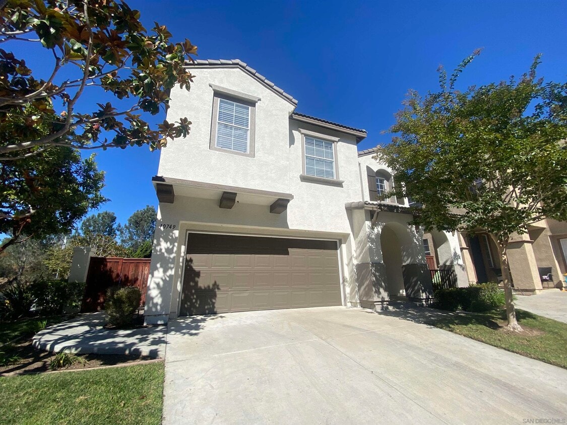 10749 Calle Mar De Mariposa, San Diego, CA 92130 House Rental in San