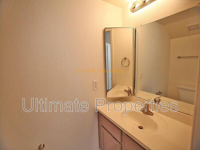 Building Photo - 19820 N 13th Ave