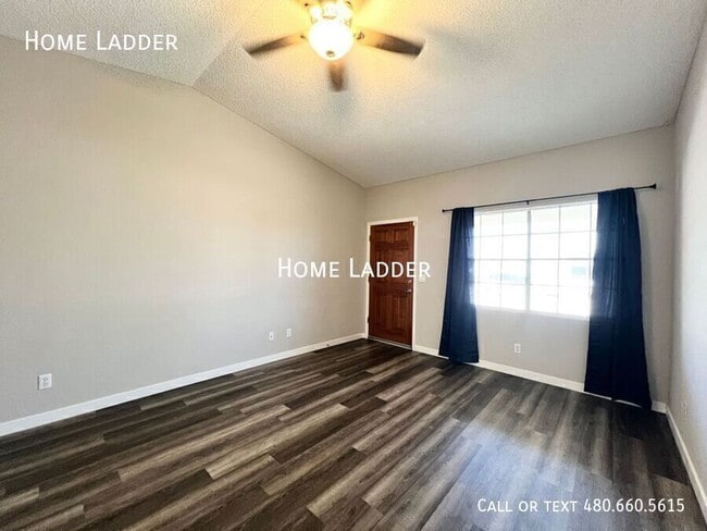 Photo - 2929 E Broadway Rd Townhome