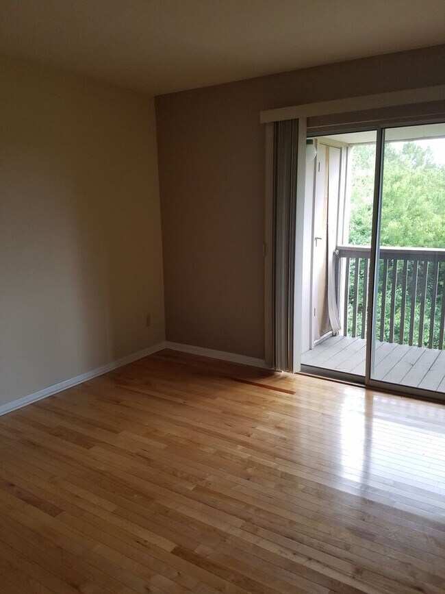 Foto del edificio - Condo Located at Borden Commons