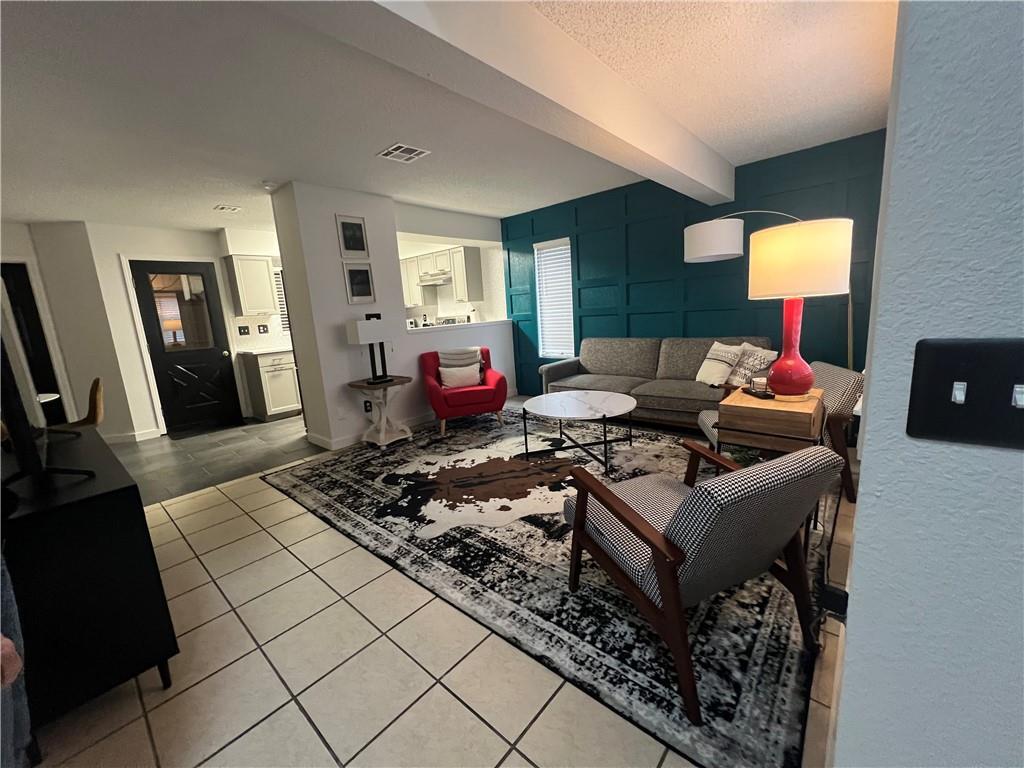 Foto principal - 41 Fairway Dr