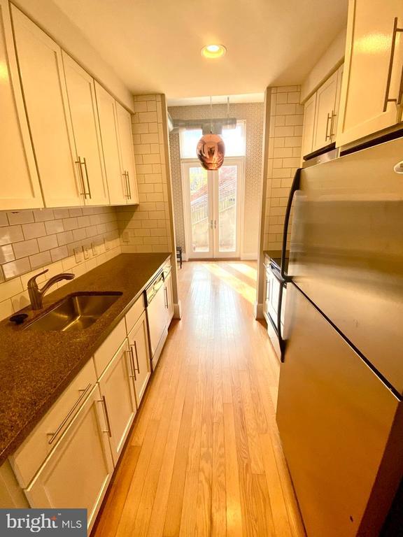 Building Photo - 2035 2nd St NW