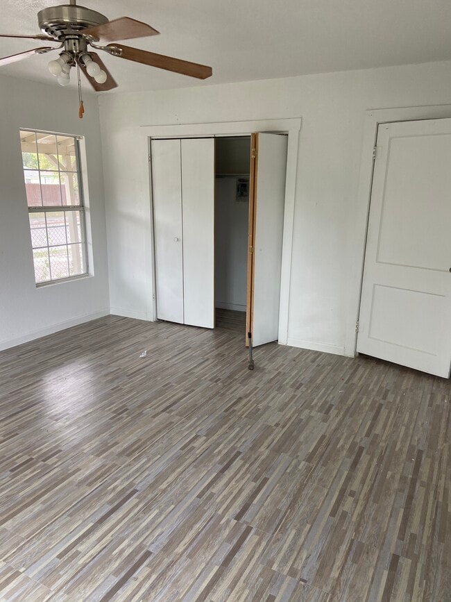Master bedroom closet view - 1235 W Harding Blvd