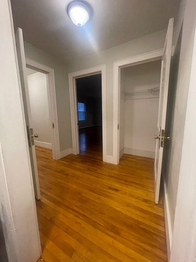 Foto del edificio - 239-243 Elm St.