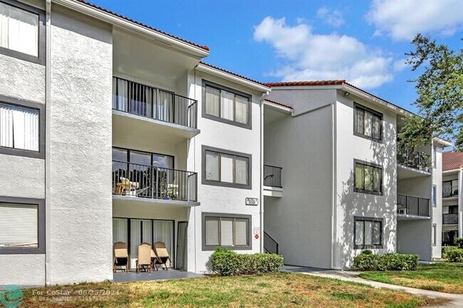 Foto del edificio - 9088 W Atlantic Blvd
