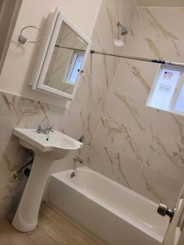 Photo - 1117 S Norton Ave Apartment