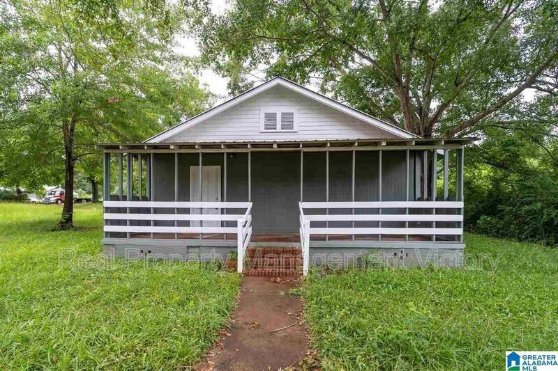 Primary Photo - 412 E 5th St