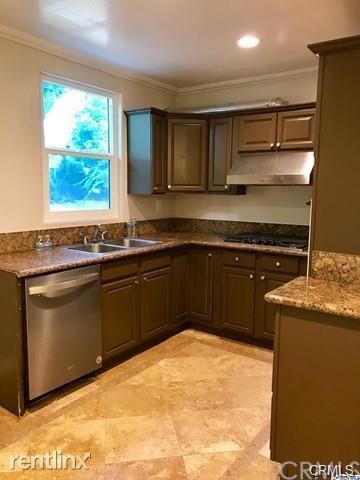 Foto del edificio - 3 br, 2 bath House - 1570 Mentone Ave