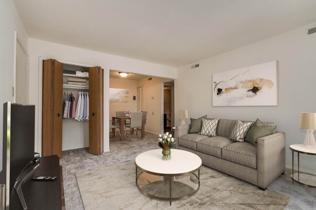 Building Photo - Lake in the Pines