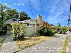 Building Photo - 4205.5 34th Ave W