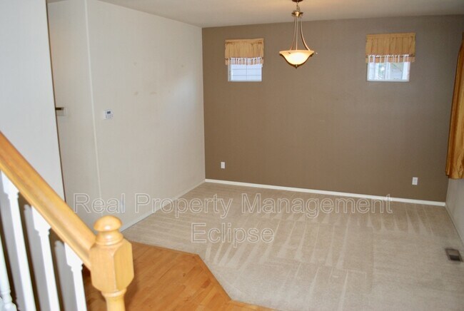 Foto del edificio - 112 203rd St SE
