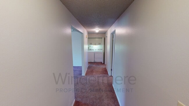 Building Photo - 333 Grove St