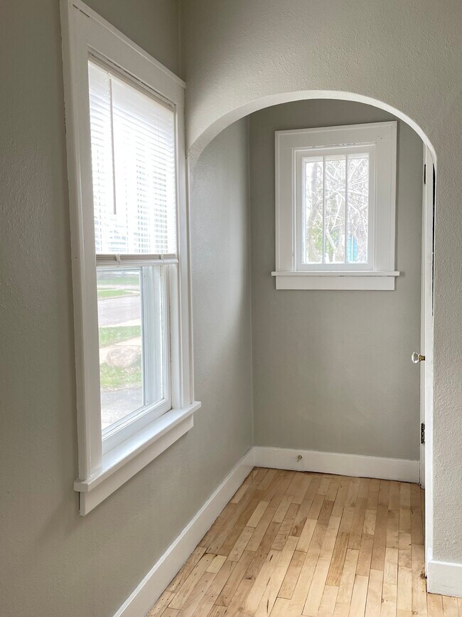 Foto del edificio - 420 9th St N