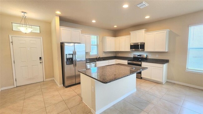 Building Photo - 16749 Harper Cove Dr