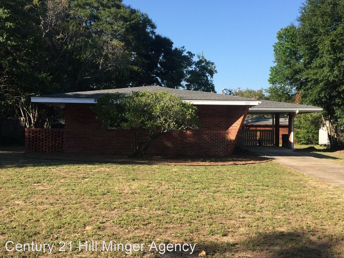 Primary Photo - 3 br, 1.5 bath House - 113 NW Moriarty Street
