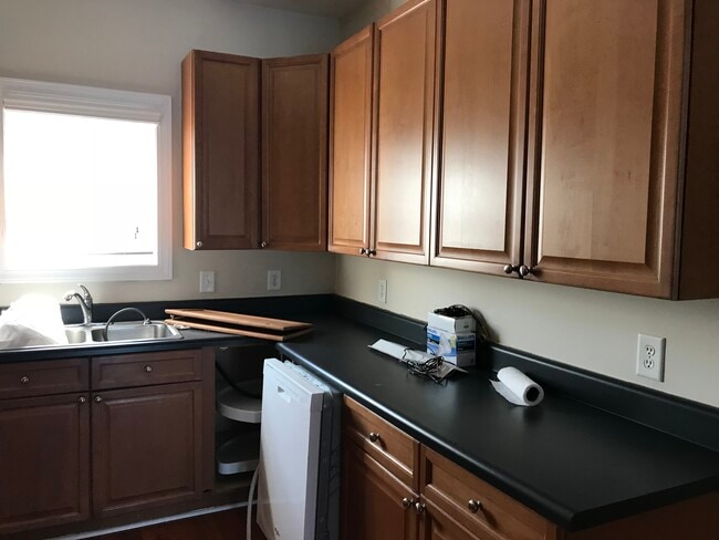 Building Photo - 4901 Lake Palmetto Ln