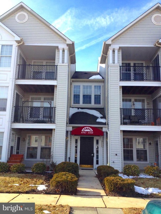 8348 Cypress Mill Rd, Nottingham, MD 21236 Room for Rent in