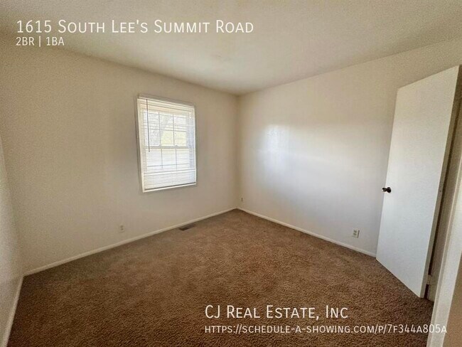 Building Photo - 1615 S Lee's Summit Rd