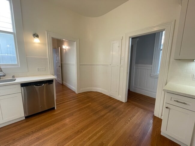 Foto del edificio - 216 Clayton St