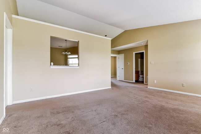 Building Photo - 2736 Woodfield Blvd