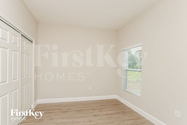 Foto del edificio - 717 Lavender St SE