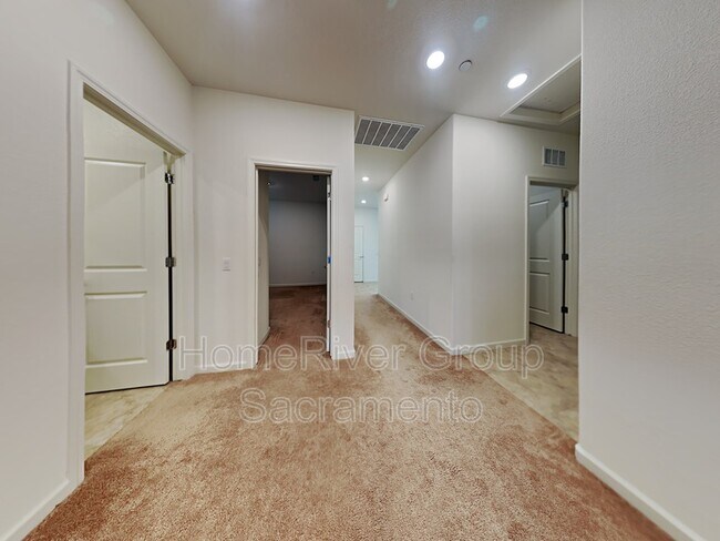 Foto del edificio - 12840 Herringbone Way