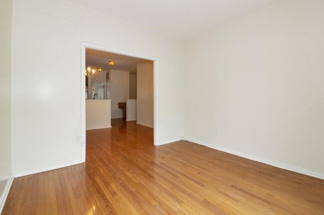 Foto del edificio - 5 Tribeca Ave