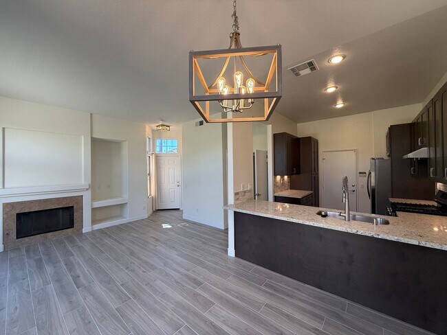 Foto del edificio - Amazing 3B/2.5BA House in Mira Mesa for Rent!