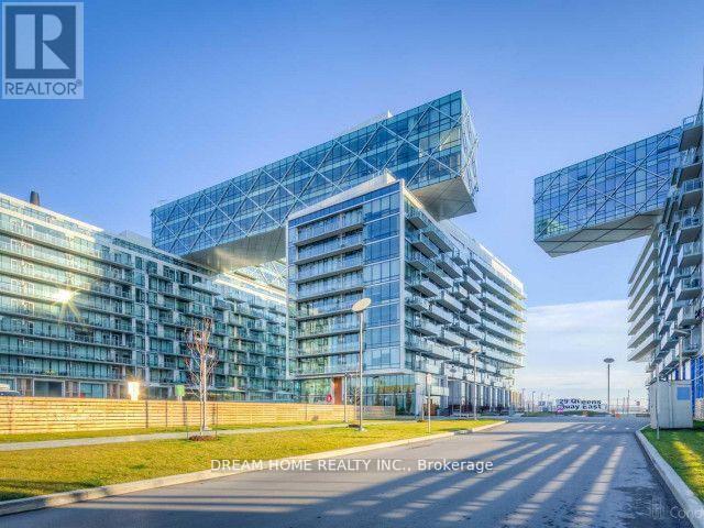 Building Photo - 39 Queens Quay E