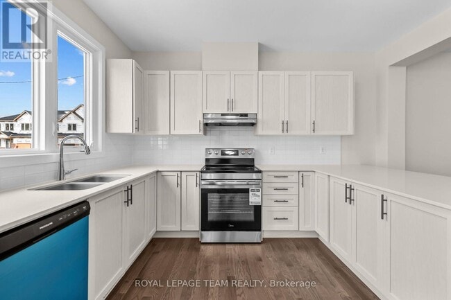 Building Photo - 217 Ryan Reynolds Wy