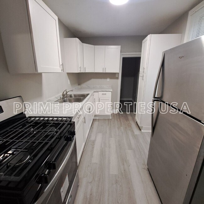 Foto del edificio - 3260 Richardson Ave