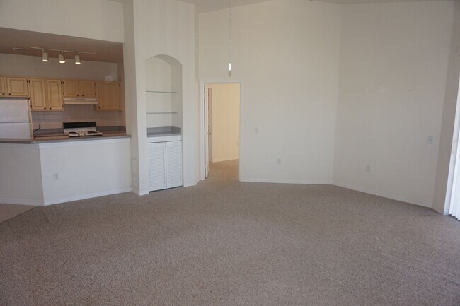 Foto del edificio - Spacious 2/2 In Visconti at Maitland