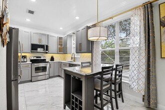 Building Photo - 5029 Starblaze Dr