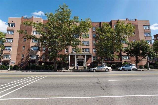 Primary Photo - 2520 John F. Kennedy Blvd
