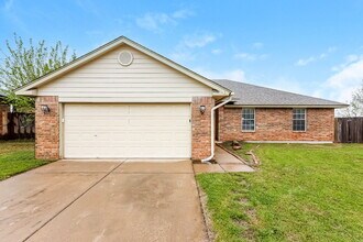 Building Photo - 420 Marrgate Dr