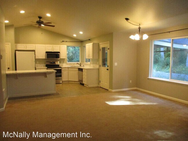 Building Photo - 3 br, 2.5 bath House - 20402 22nd Street SW