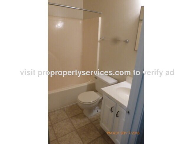 Building Photo - Country Living With City Conveniences