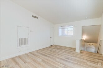 Building Photo - 8009 Celestial Ave