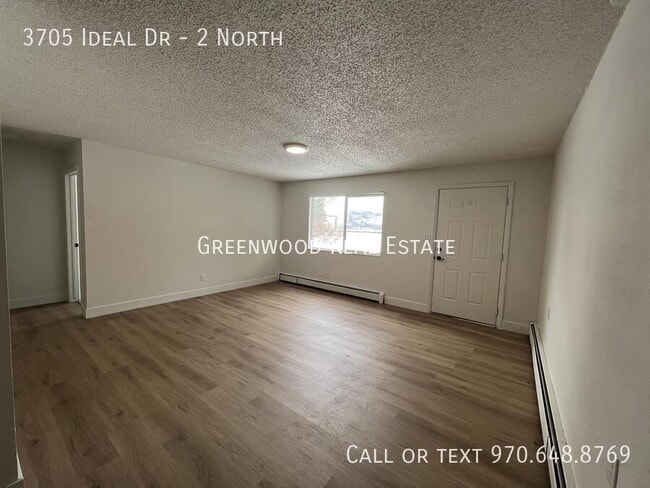 Foto del edificio - 3705 Ideal Dr