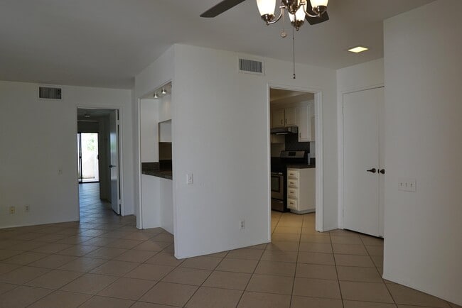 Building Photo - 1602 Andee Dr