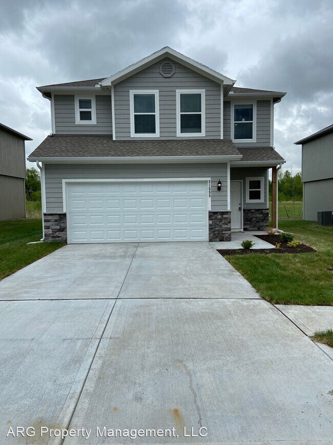 Foto del edificio - 3 br, 2.5 bath House - 21555 Franklin Court