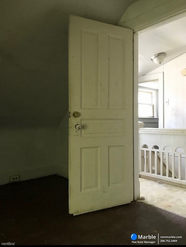 Building Photo - 5 br, 1 bath House - 1508 Allison St