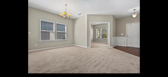 Foto del edificio - 2041 Fuschia Ct