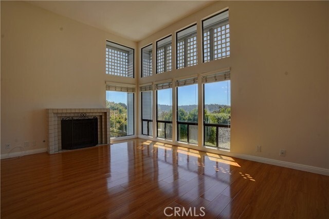 Building Photo - 953 America Way