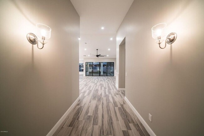 Foto del edificio - 4414 E Monterosa St