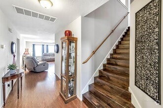Building Photo - 4818 Plum Forest Rd