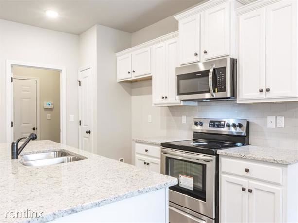 Building Photo - 3 br, 2 bath House - 1020 Mcconaughy Court