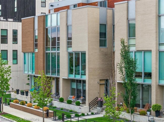 Building Photo - 284 Alfred St